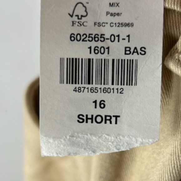 NWT Old Navy Mid-Rise Boot-Cut Khakis for Women (16 short) - Picture 16 of 16